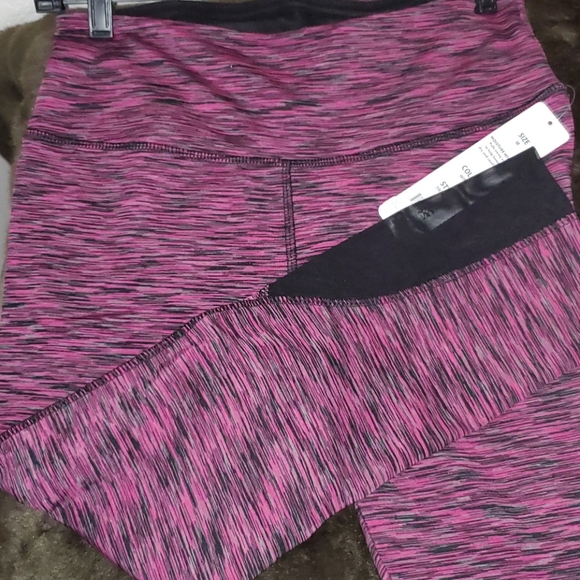 Tank and Leggings Bundle! NWT! - Picture 12 of 12